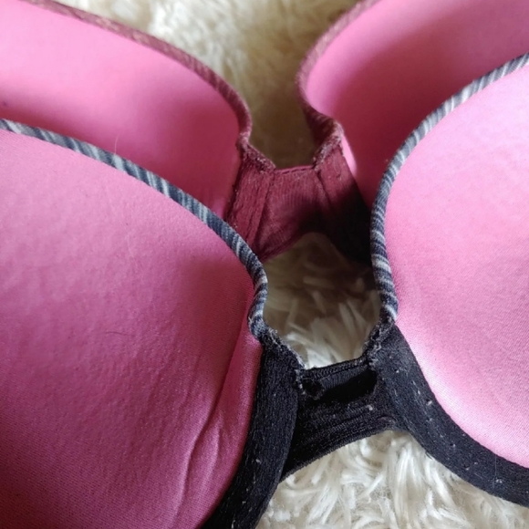 Victoria's Secret Bra Bundle - Picture 6 of 12